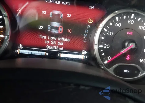 2022 Jeep Renegade Latitude 4X4 z USA, uszkodzony, nr VIN ZACNJDB16NPN83396